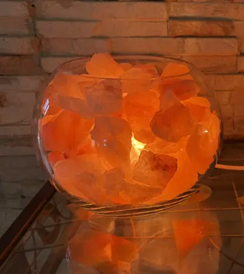 מנורות מלח 2 גדלים זכוכית שקופה קטן גודל 16 גדול גודל 25 סמ קטן 26עולה 150 גדול 280