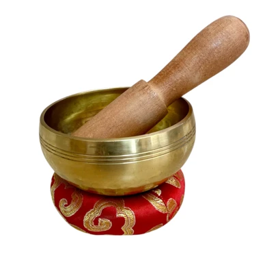 קערה טיבטית קוטר 9 סמ מיוחדת עם כותש עץ .