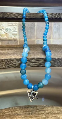 שרשרת אבני קריסטל אקווה מרין עם  תליון מרכבה כסף