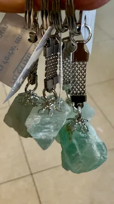 מחזיק מפתחות אבן קריסטל פלואורייט לרכישה מכל 20 יחידות הנחה 10 אחוז