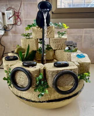 מזרקה זהב שחור בנויה בנויה בעבודת יד מיוחדת